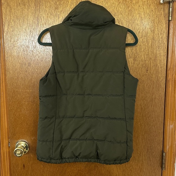Old Navy Dark Green Quilted Vest - Picture 3 of 5